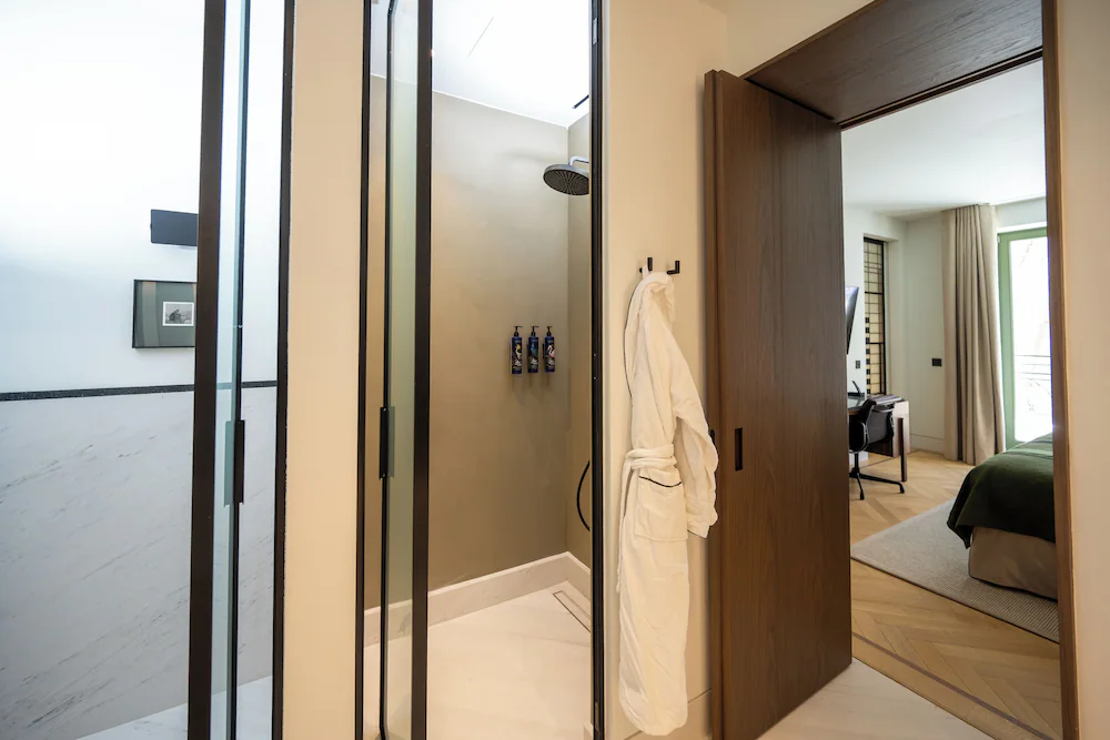 Athens Capital Suites-Mgallery Collection