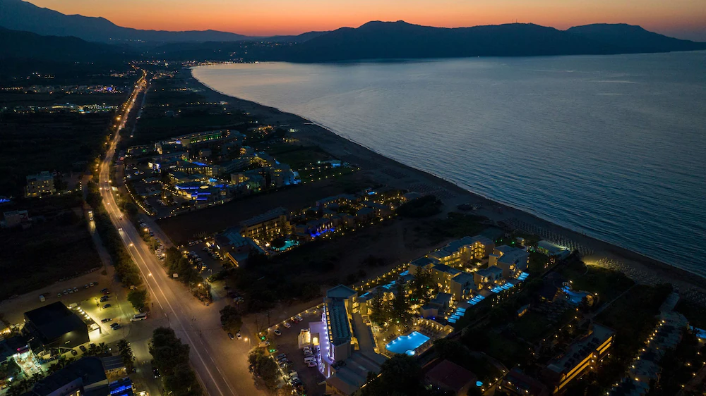 Vantaris Palace Hotel