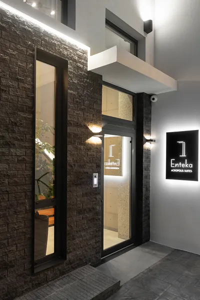 11 Enteka Acropolis Suites