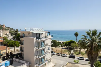Zante Plaza Hotel & Apartments