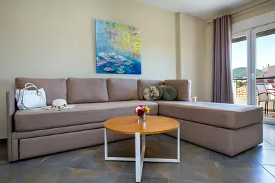 ALDEBARAN HOTEL APARTMENTS
