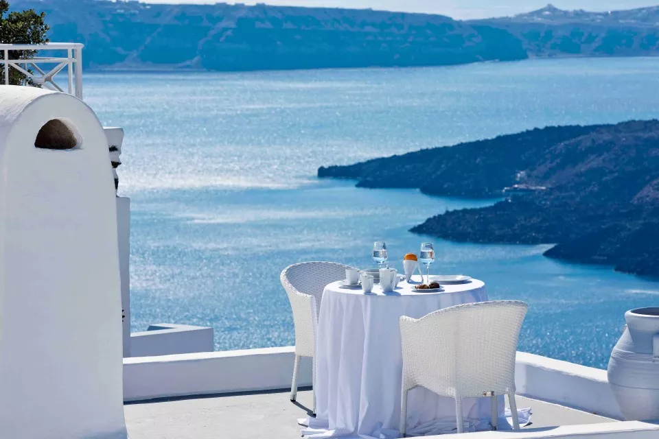 Cliff Side Suites