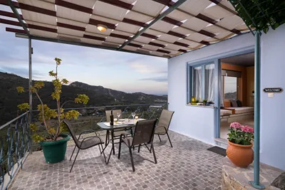 Sarakinas Residences