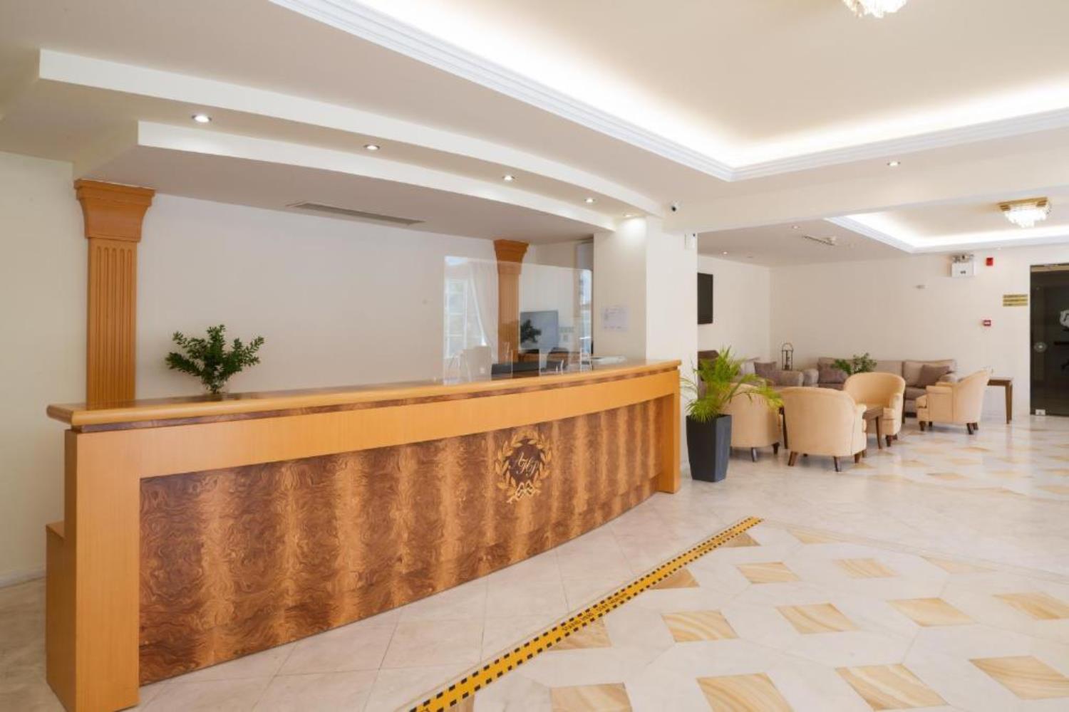 Avalon Palace Hotel