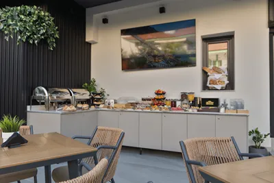 Costa De Luxe Suites