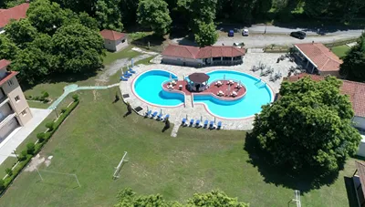 Sintrivanis Resort Beach