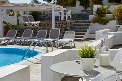 Nissos Thira Hotel Santorini