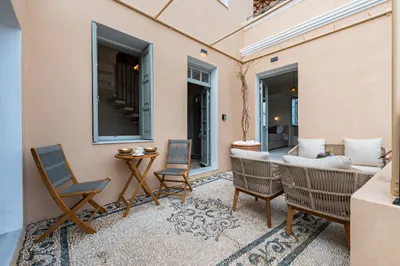 Tinas Lindian Serenity Villa