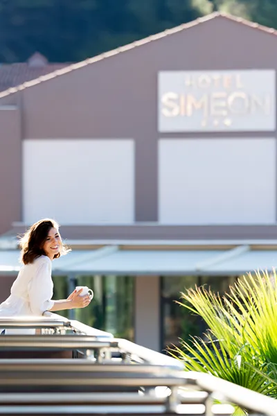 Simeon Hotel