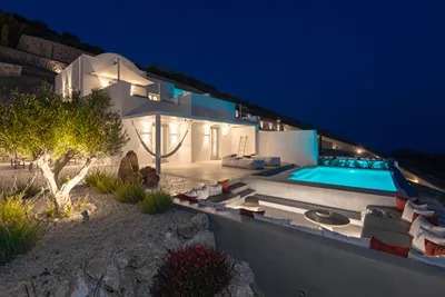 Santorini Heights