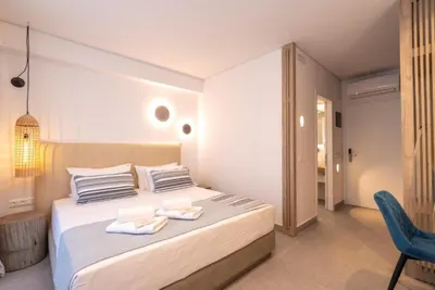 Mirablue Luxury Residences