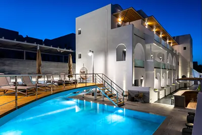 Deluxe Suites Santorini