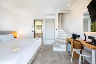 Athina Palace Resort & Spa