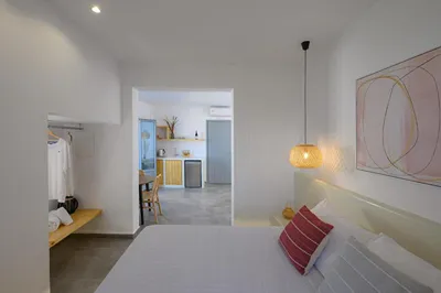 Thoe Oia Suites