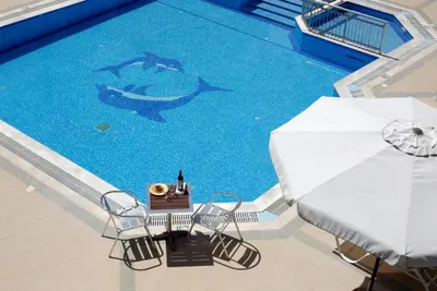 Stratos Hotel