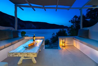 Milinon Suites