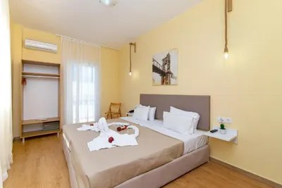 Triton Hotel