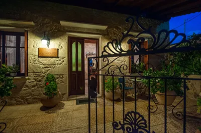 Villa Arhontariki