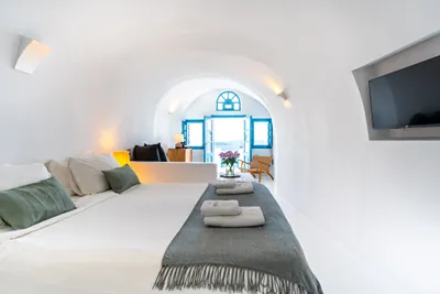 Nano Oia Villa