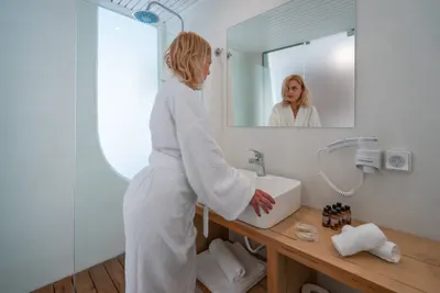 ALOE HOTEL - Adults Only 18+