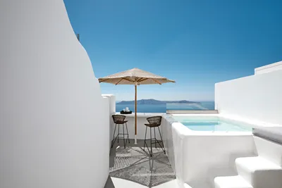 You and Me Suites Santorini