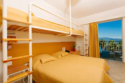 Hotel Sissy Kamena Vourla