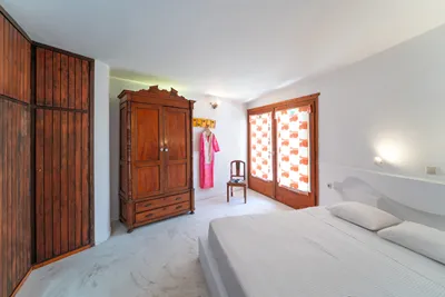 Ergon Hestia | Architectural Villa with Pool