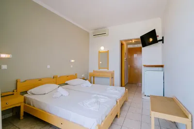 Zephyros Hotel