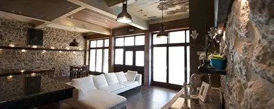 Polys Hotel