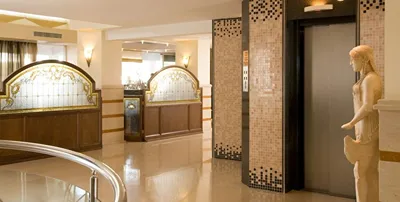 Best Western Plus Plaza Hotel