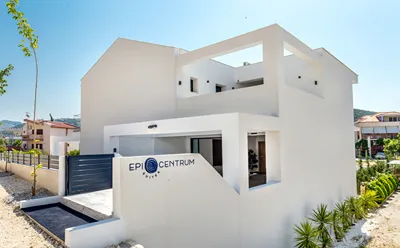 Epicentrum Suites & Villa Oasis