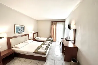 Ioni Hotel