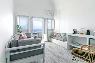 Phaos Santorini Suites