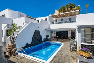 Plastiras Rooms Santorini