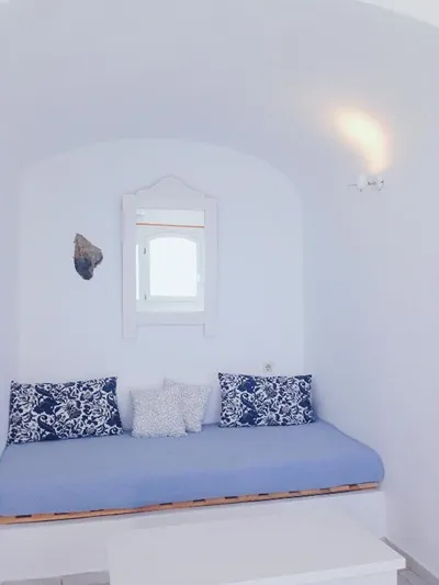 Altana Cliffside Villas Santorini