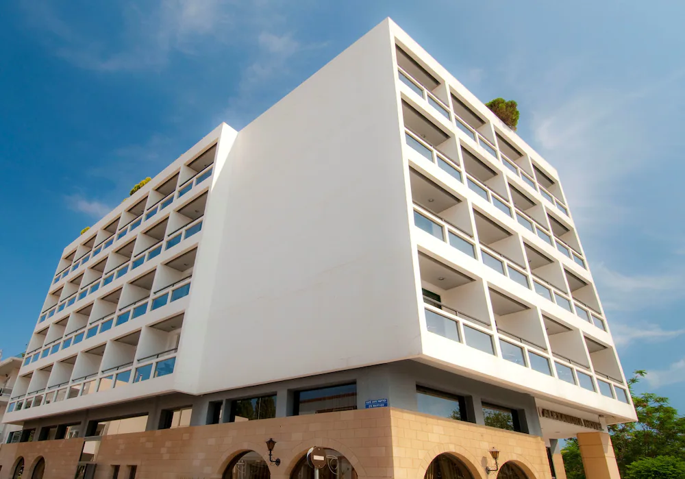 Alexandra Hotel