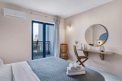 Yria Beach Hotel