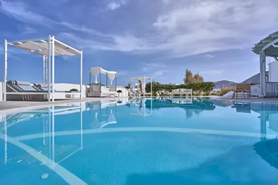 La Maison Luxurious Living