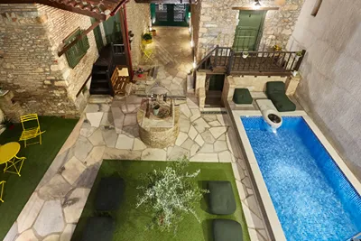 Athenian Residences