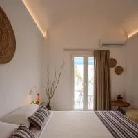 Cal Day Rooms Santorini