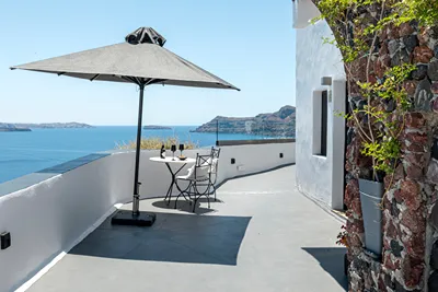 Pearl of Caldera Oia