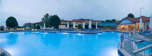 Grand Platon Hotel