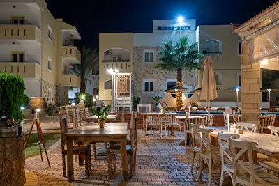 Nikos Apartments Stalis