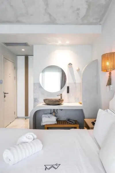 Blue Carpet Luxury Suites