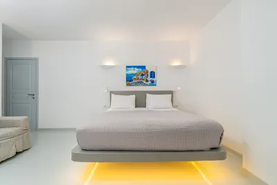 Central Fira Suites