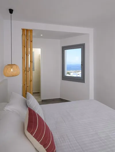 Thoe Oia Suites