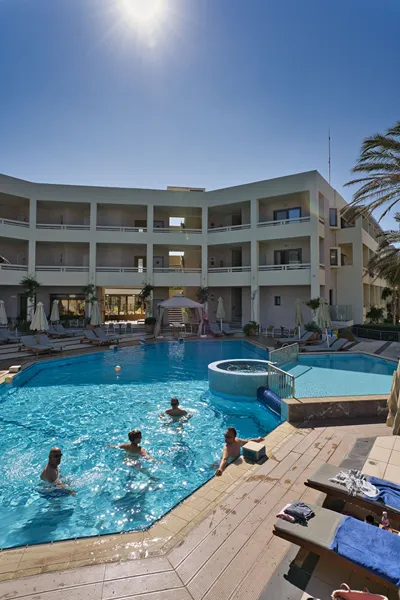 Pearl Beach Rethymno