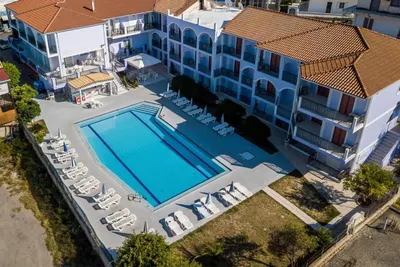 Golden Coast Suites