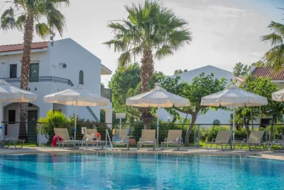 Golden Coast Hotel & Bungalows