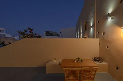 Elements Cave Suites